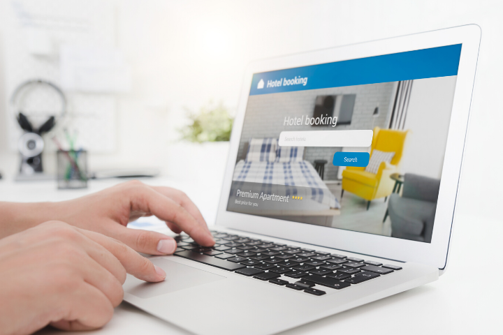 Hotel guest journey booking