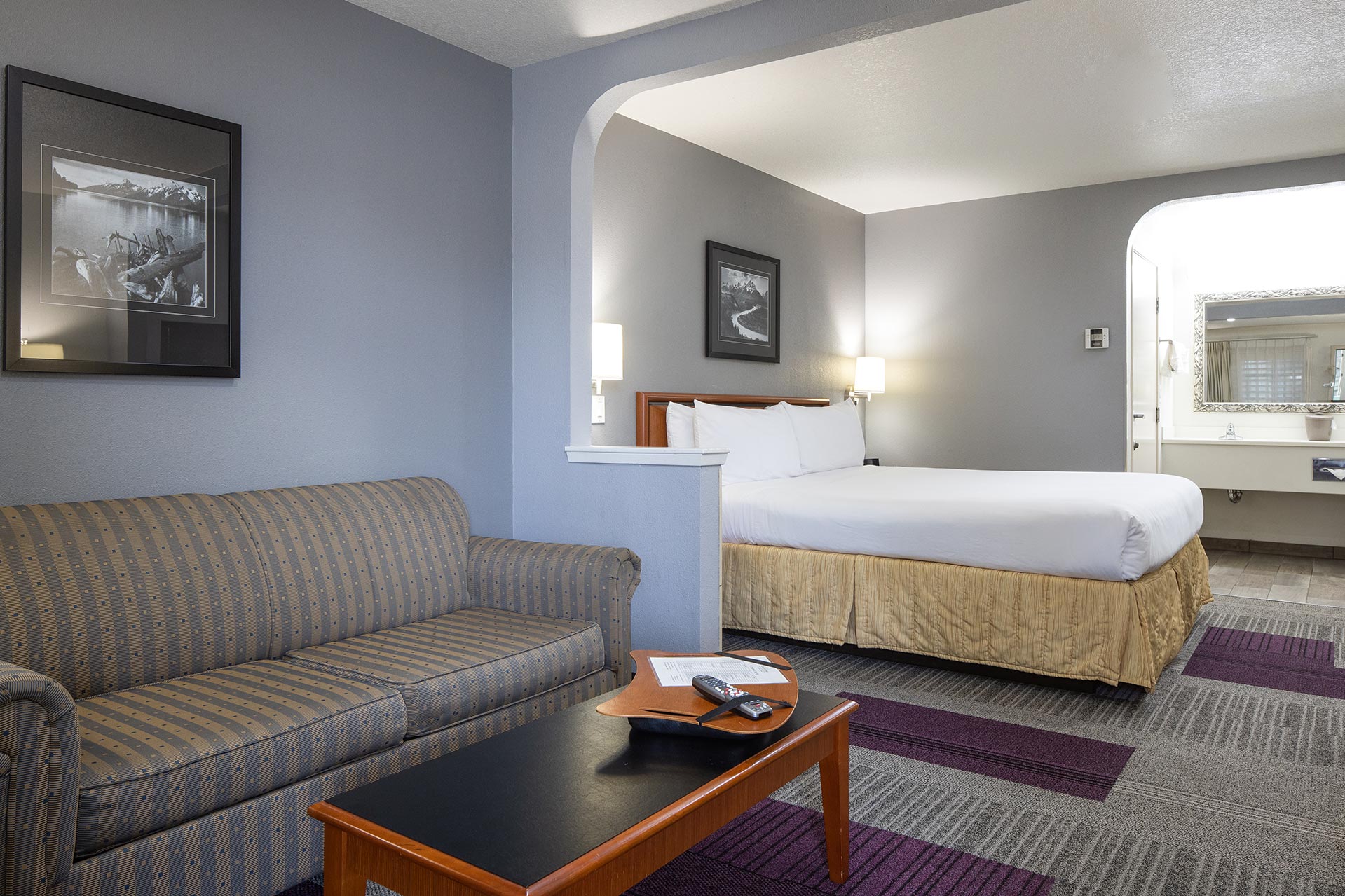 Deluxe King Room